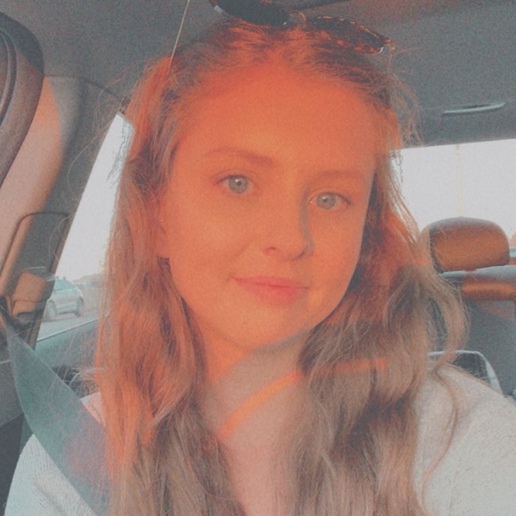 Meet your Posher, Natalie - Picture 1 of 1